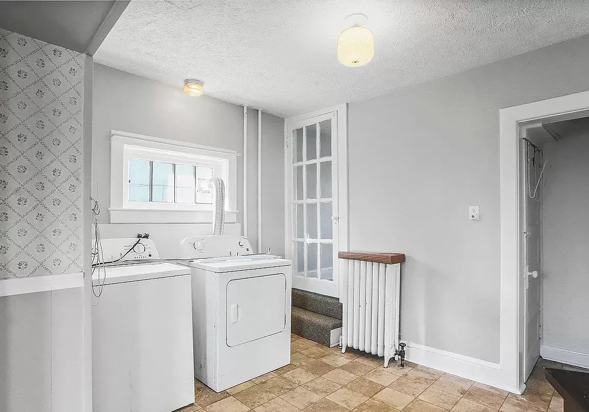 25 East Baltimore Street - 1 — Photo 4