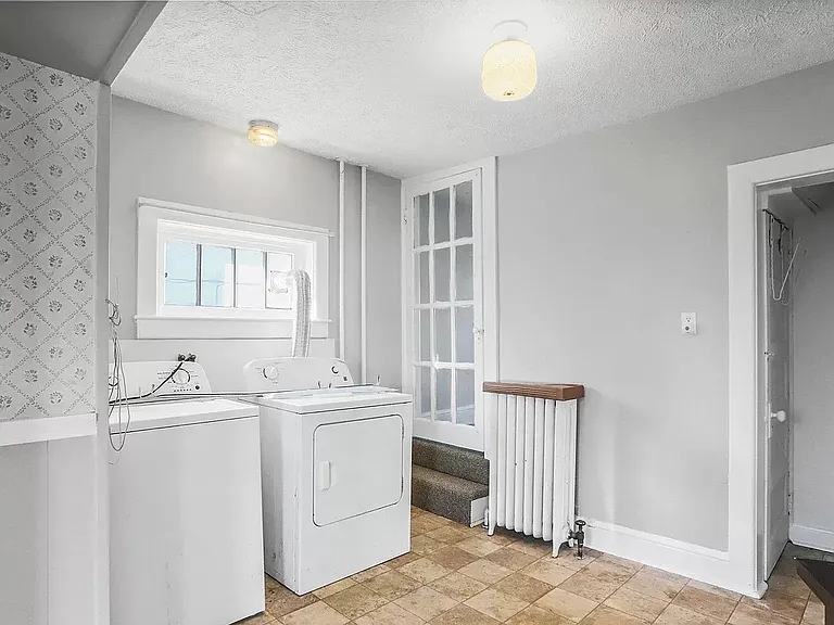 25 E Baltimore St — Photo 4