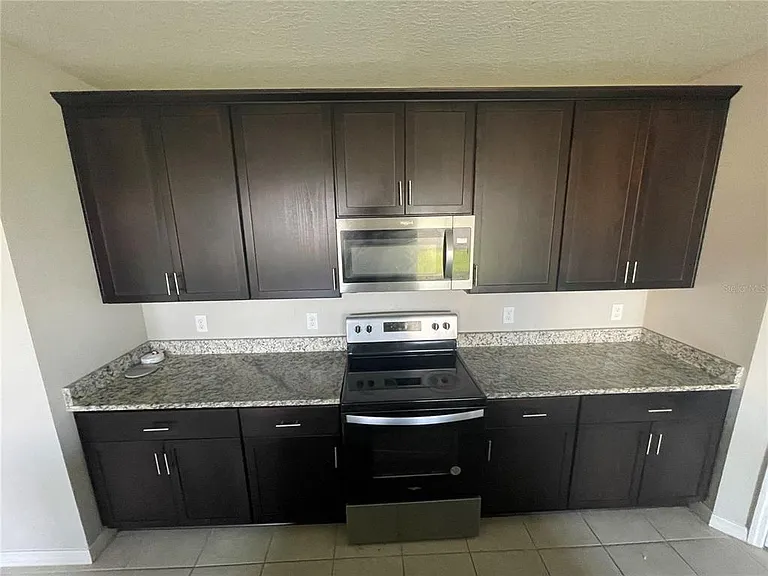 3212 Weitzel Dr — Photo 15