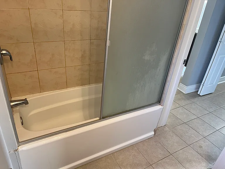 3105 W Diversey Ave #2R — Photo 15