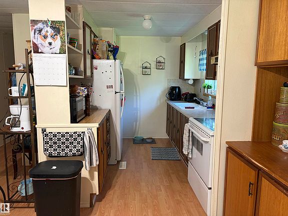 3rd image of 11131 Township Road 600 #501