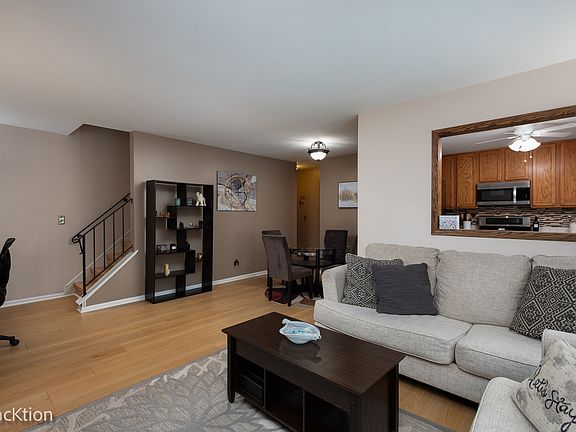 4th image of 2405 Brunswick Cir APT B