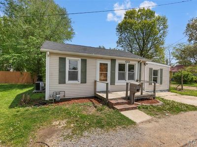18 N Park Ave, Dexter, MO, 63841