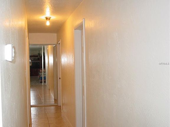 5th image of 7995 Jeffery Ave