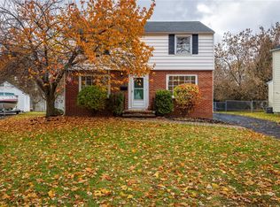 134 Meadow Dr, Rochester, NY 14618