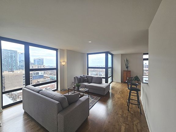 2nd image of 1160 S Michigan Ave APT 1303