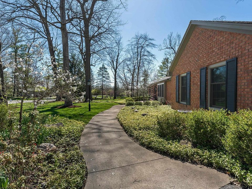 2323 Topsfield Rd, South Bend, IN 46614 Zillow