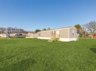 122 Porter Cir, Savoy, TX 75479