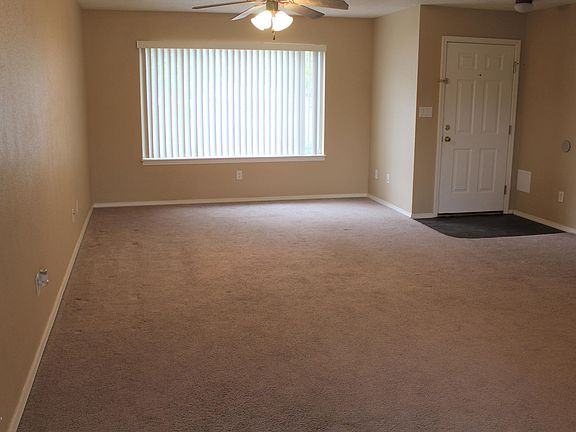 3rd image of 357 Valle Vista Dr