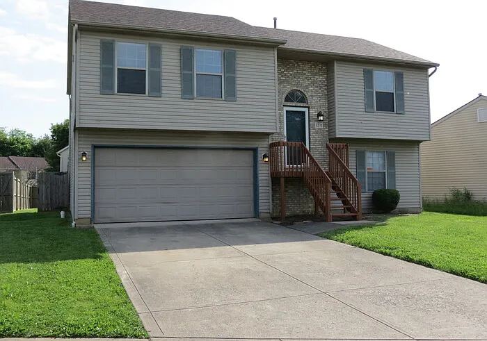 1271 Caravel Dr — Photo 1
