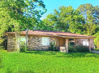 1712 Kingfisher Dr, Gautier, MS 39553