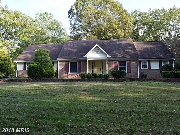 3rd image of 16361 Lake Front Ct