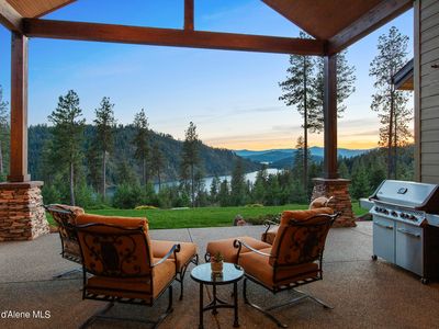 5271 E Giftedview Dr, Coeur D Alene, ID, 83814