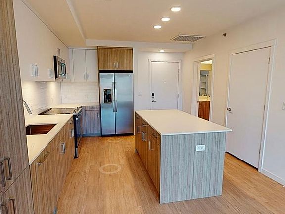 4th image of 3210 W 17th Ave #212
