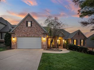 6919 W Altamonte Dr, Rogers, AR 72758