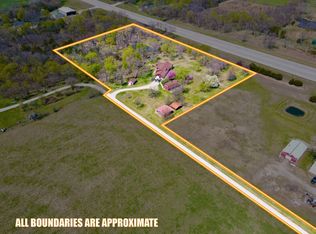 F 1739th Rd, Emporia, KS 66801