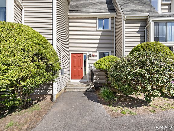 2nd image of 560 Yale Avenue #82