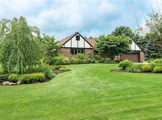 1403 Morningstar Dr, Aliquippa, PA 15001