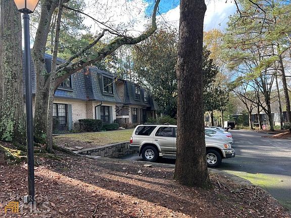 3rd image of 48 Cantey Pl NW