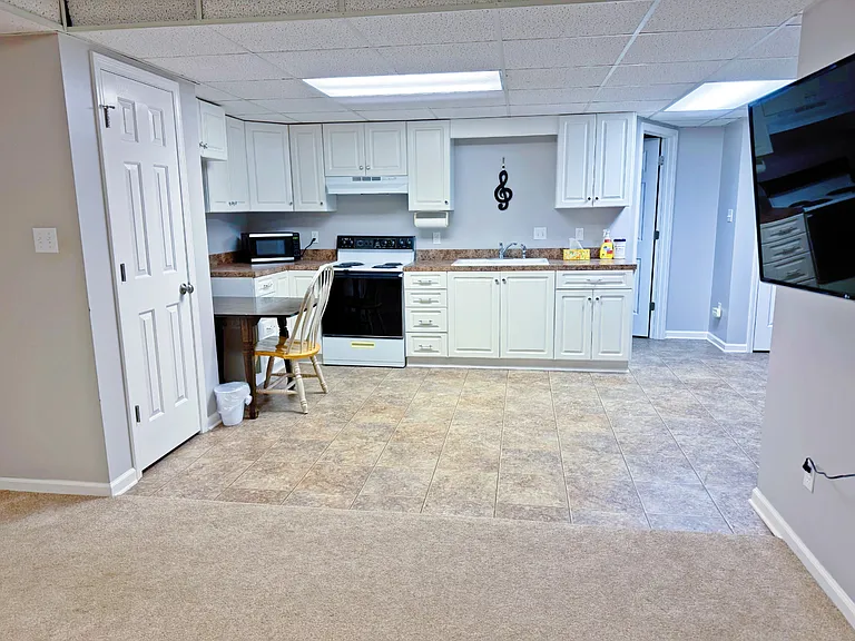 3009 9th Street Ln NE — Photo 3