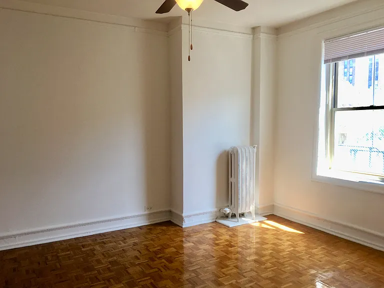 Park View Apartments — Photo 43