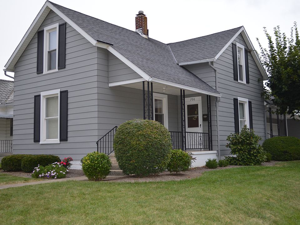 1st image of 706 E Benton St
