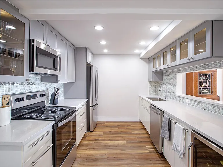 199 Ocean Lane Dr #1207 — Photo 14