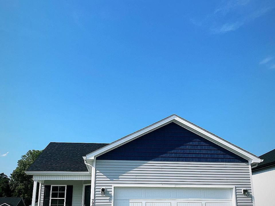 2nd image of 798 Birch Ct