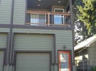 11850-11852 SE Pine St, Portland, OR 97216