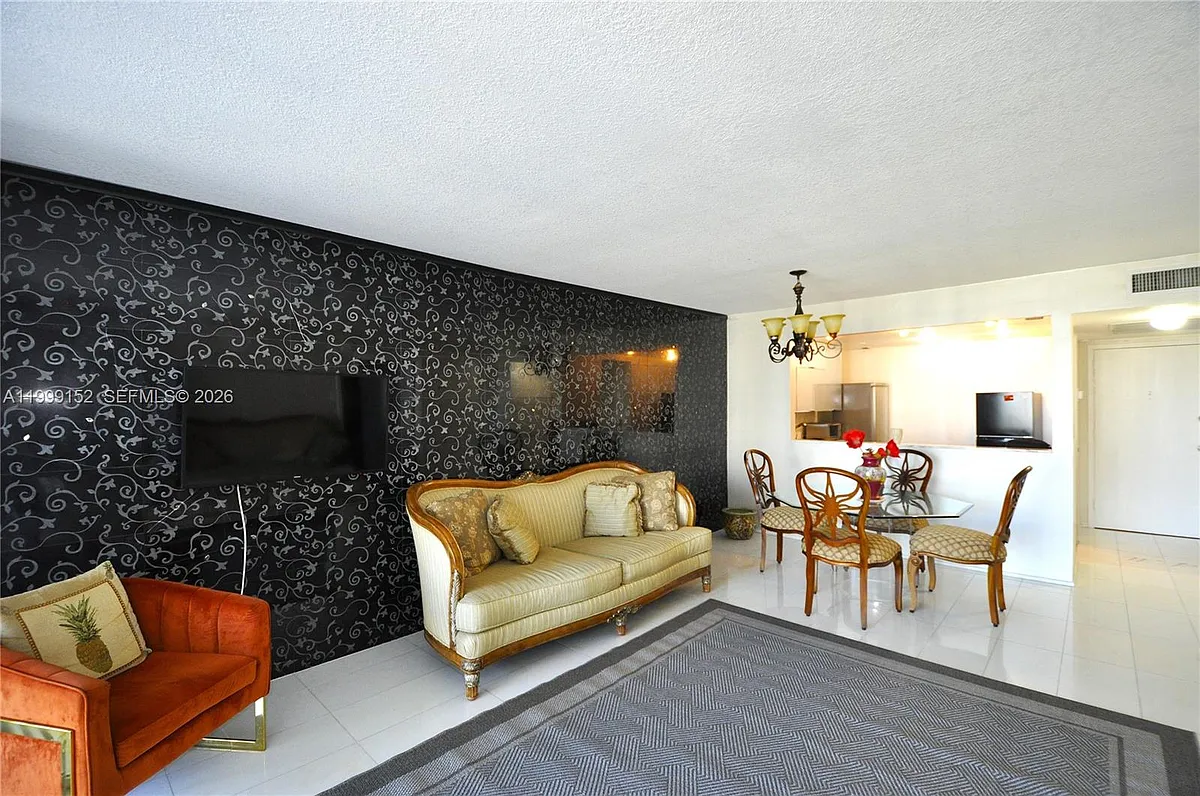 Building Photo - 2030 S Ocean Dr #803