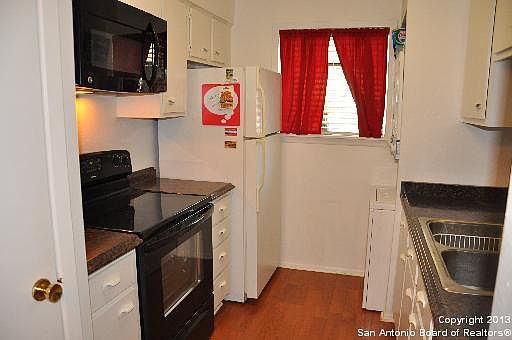 3rd image of 3843 BARRINGTON ST #167R
