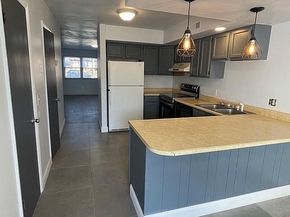 5th image of 5215 Oakwood Dr #5215