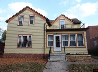 1009 N Broad St, Mankato, MN 56001