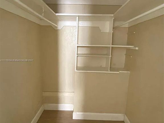 4th image of 818 Pennsylvania Ave APT 6
