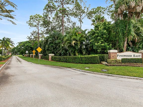 2nd image of 12628 Pineacre Lane