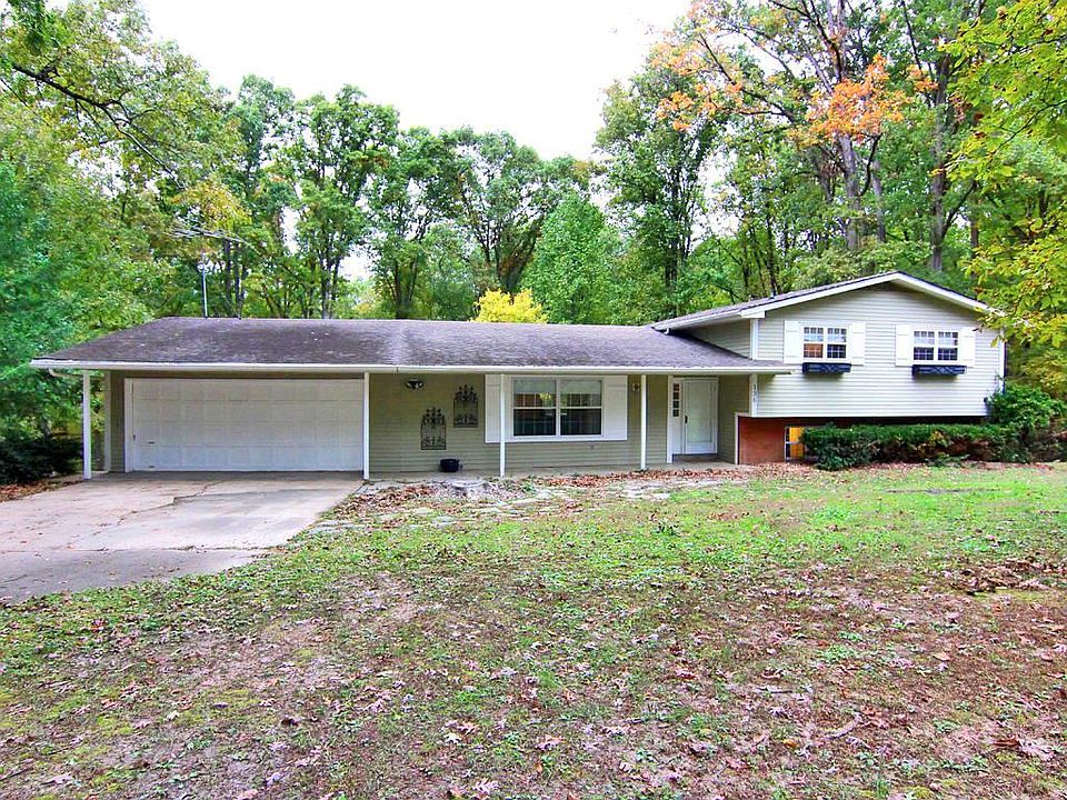 1st image of 136 Navaho Dr