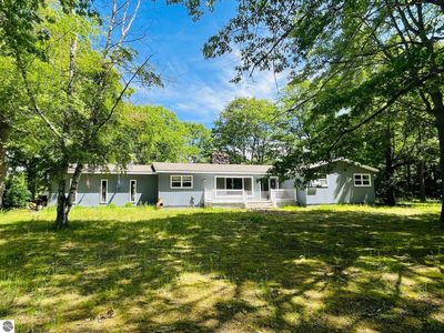 6561 E 34 1/2 Rd, Cadillac, MI, 49601