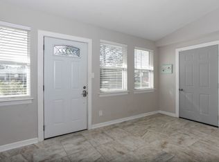 3752 Edinburgh Dr, Virginia Beach, VA 23452