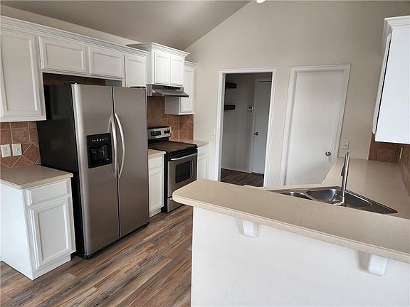 4th image of 2304 NW 160th Pl