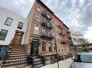 134 17th St #1A, Brooklyn, NY 11215