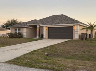 1006 NW 19th Ter, Cape Coral, FL 33993