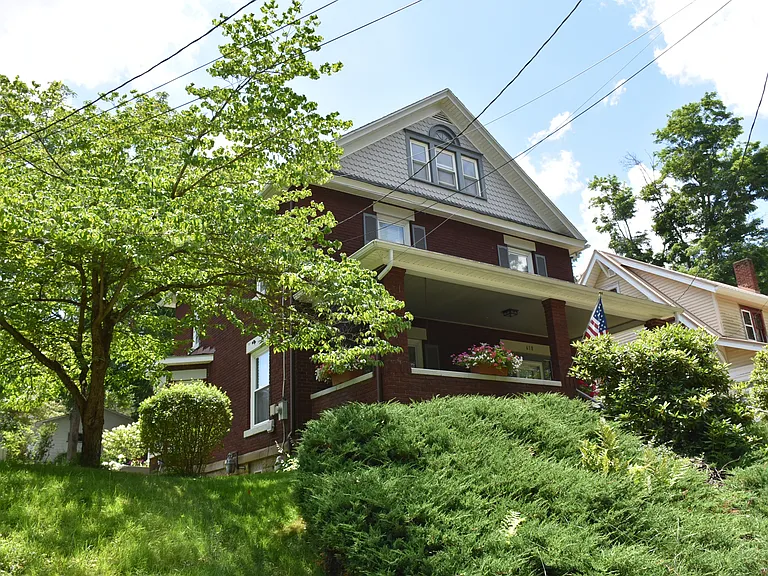 618 Walnut St — Photo 2