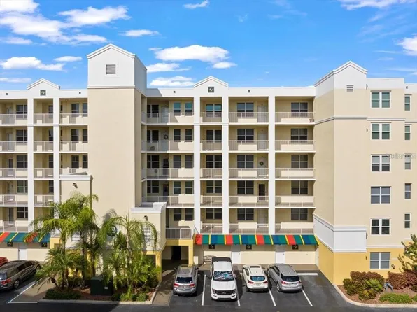 1200 Country Club Dr APT 4504, Largo, FL 33771