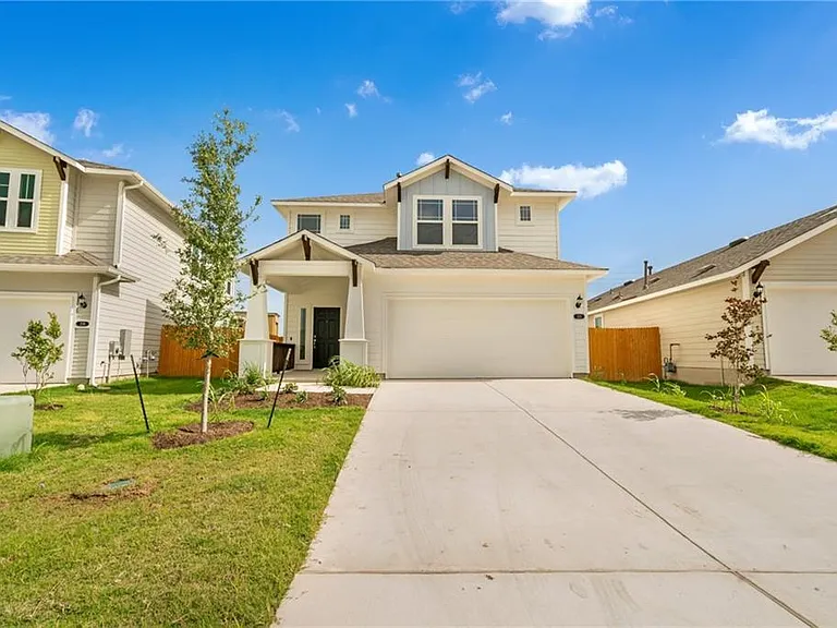 233 Trailside Ln — Photo 1