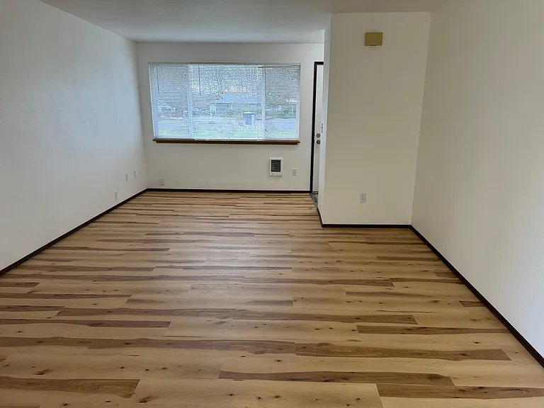 2003 8th Ct SW — Photo 5
