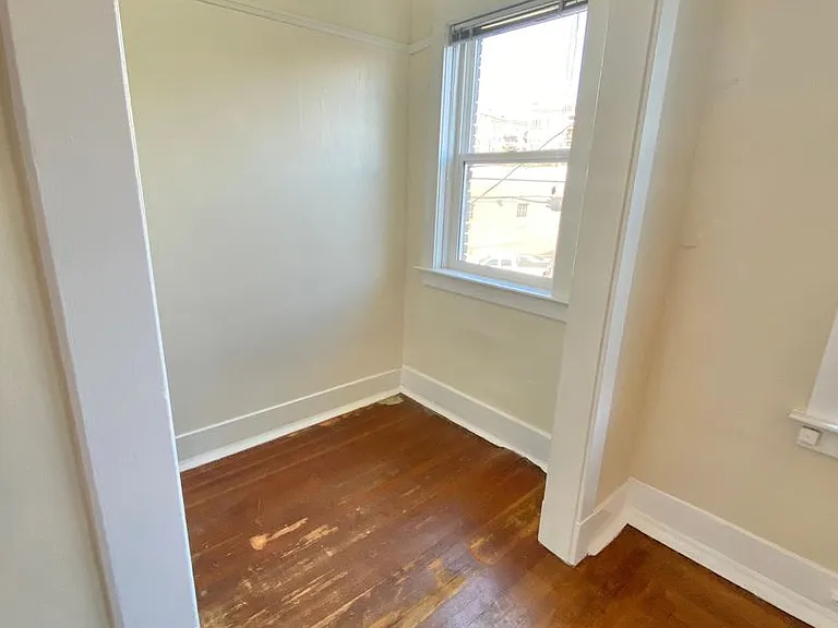 St Florence Apartments — Photo 11