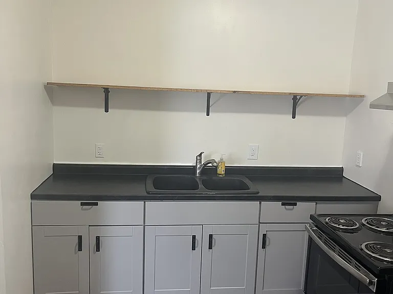 117-119 Neal Ave #1 — Photo 5