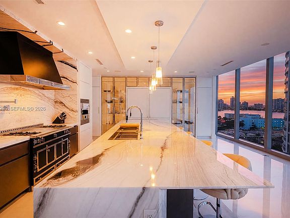 5th image of 17975 Collins Ave #N-1402