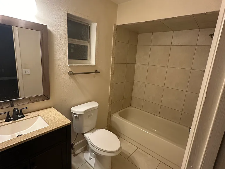 2117 Harlem Ave — Photo 8