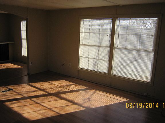 3rd image of 307 SW Washington Ave